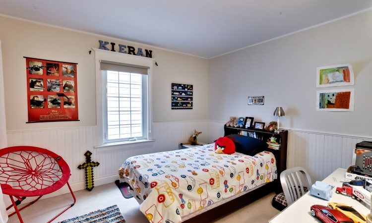 7 Haslett Avenue Child's Bedroom