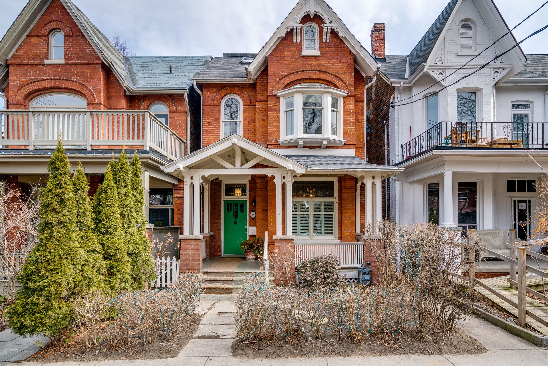 35 Lakeview Ave for Sale - Style & Elegance | Toronto Realty Boutique