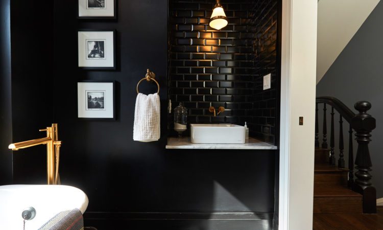 35 Lakeview Avenue Modern Black Tile Bathroom