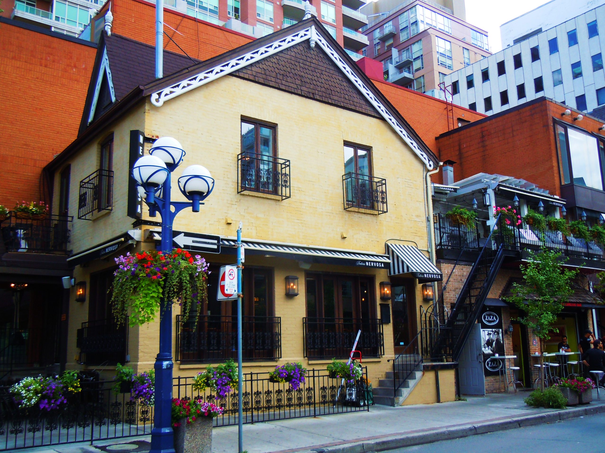 Cafe Nervosa Yorkville